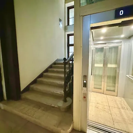 Classic Andrassy Apartament