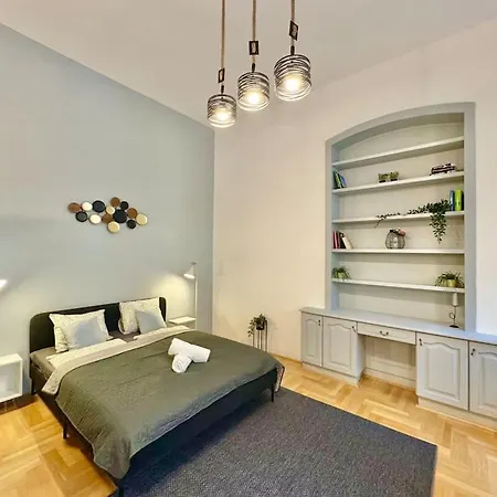 Classic Andrassy Apartmán